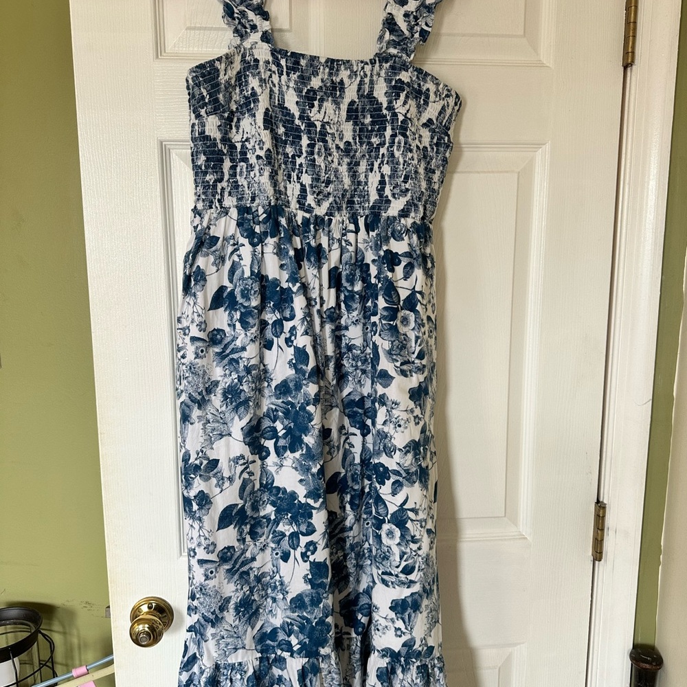 Women’s Blue Floral Midi Dress - Smocked Bodice